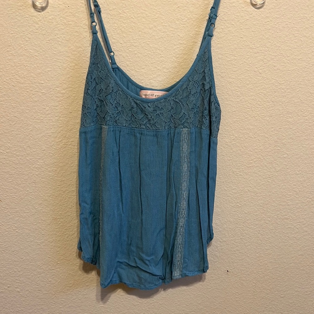 Blue flowy tank with lace patches